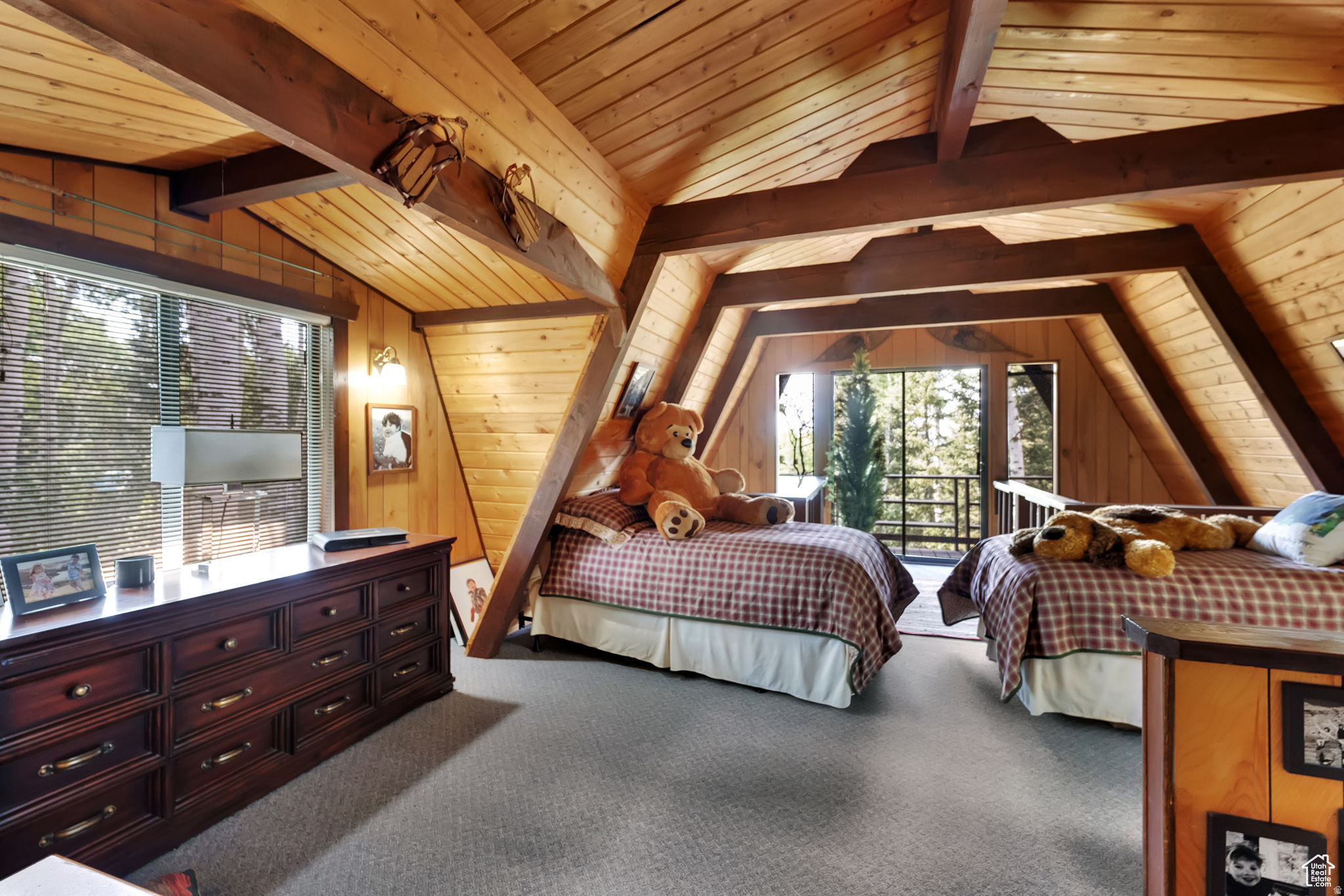 TIMBER LAKES - Residential