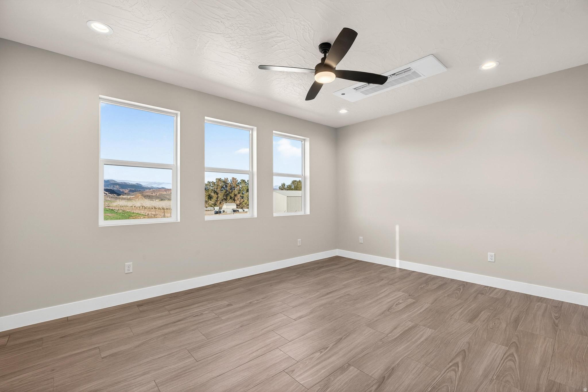 OAK HAVEN - Residential