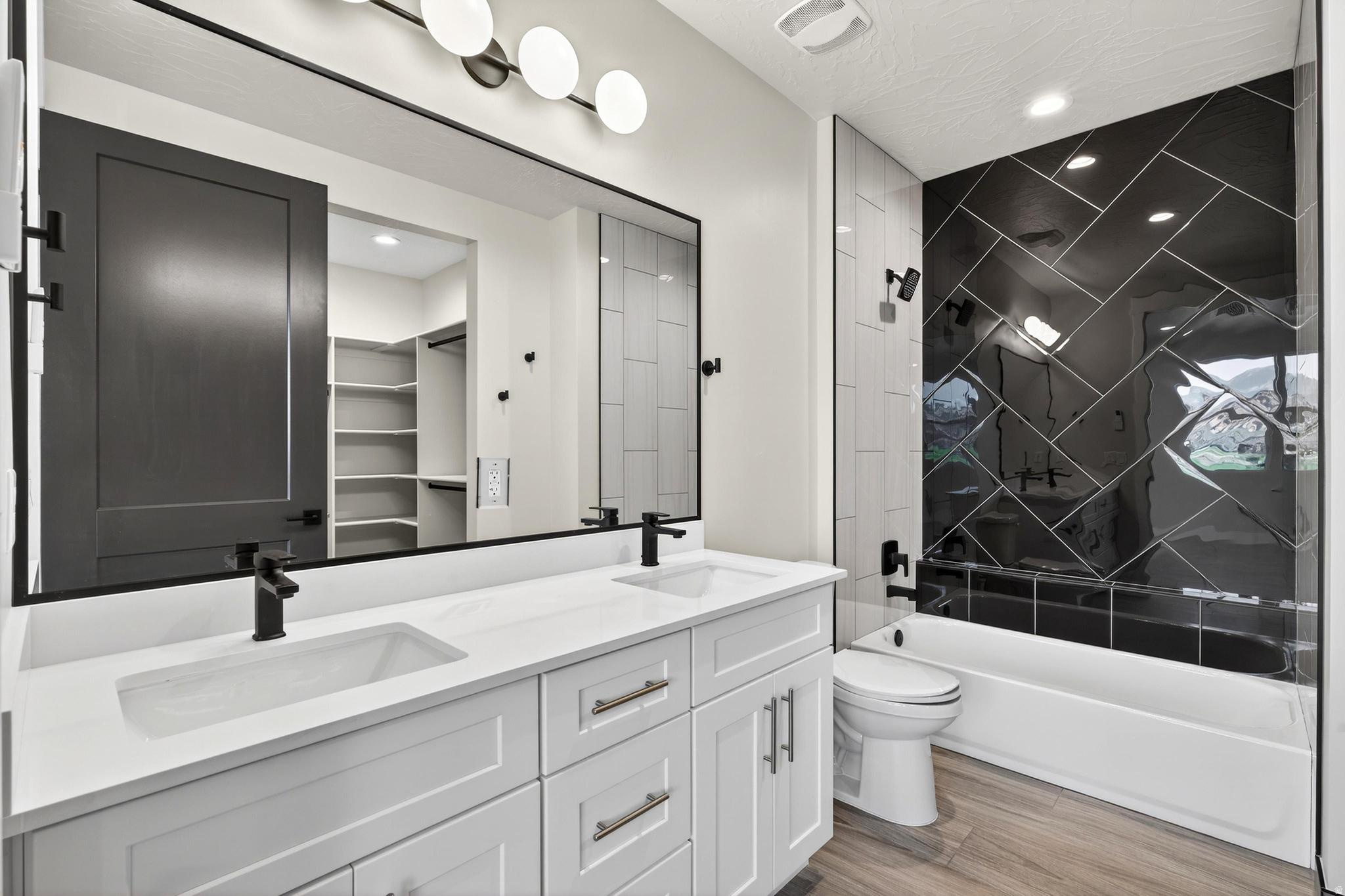 OAK HAVEN - Residential