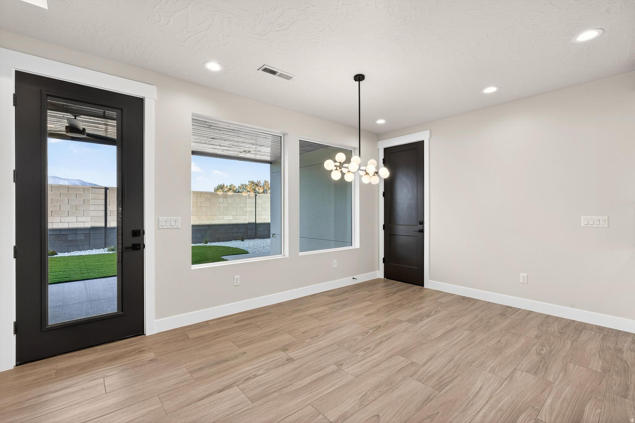 OAK HAVEN - Residential