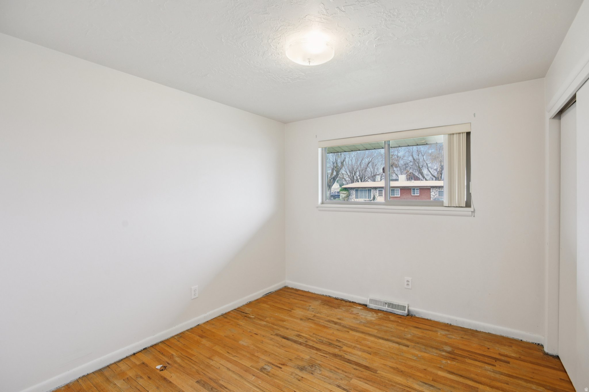 TIBBITT'S - Residential