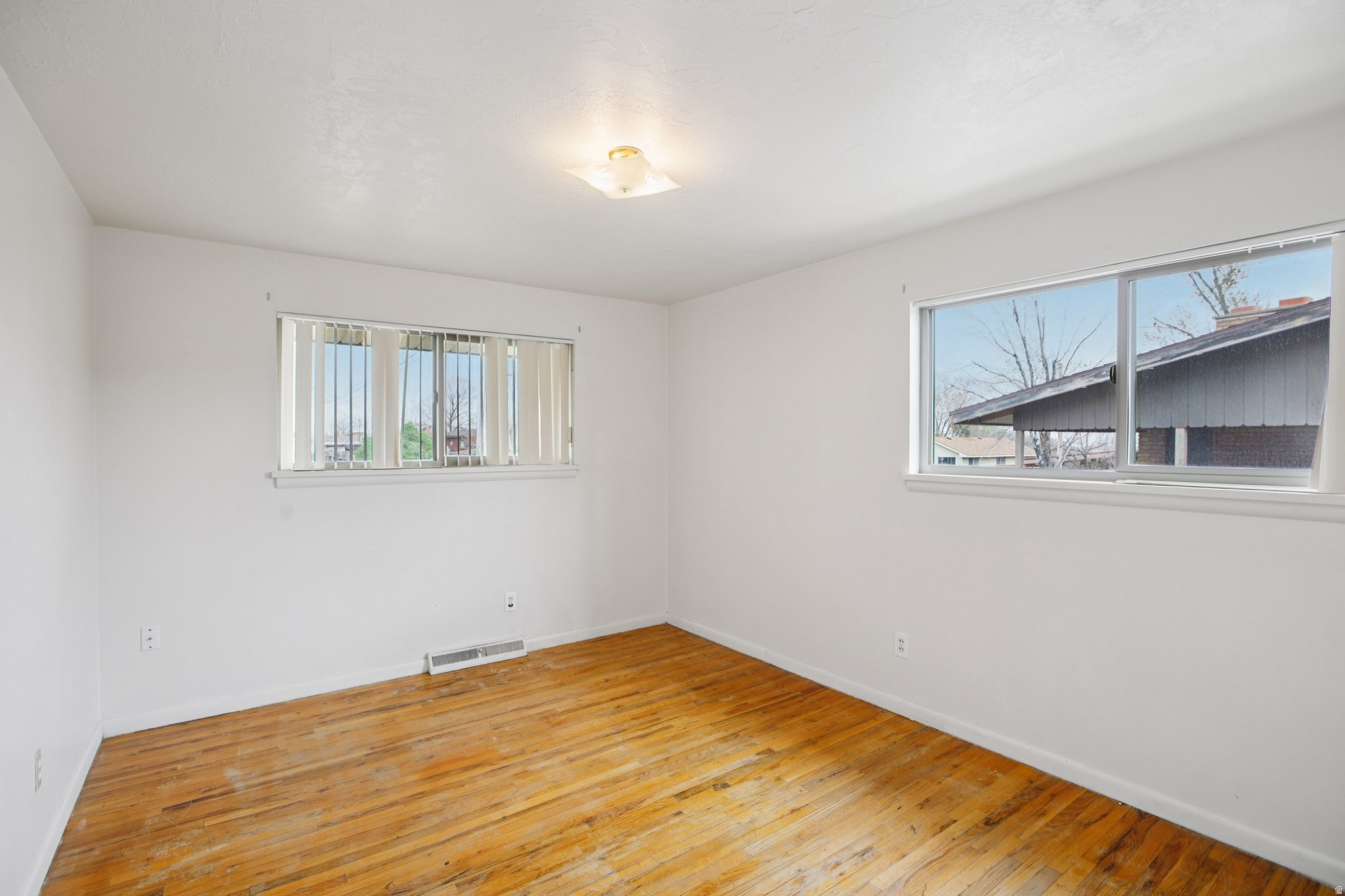 TIBBITT'S - Residential