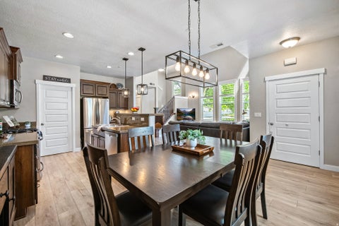 Tiny photo for 936 W SPRING CREEK LN, Farmington, UT 84025 (MLS # 2183666)