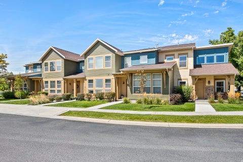 Tiny photo for 936 W SPRING CREEK LN, Farmington, UT 84025 (MLS # 2183666)