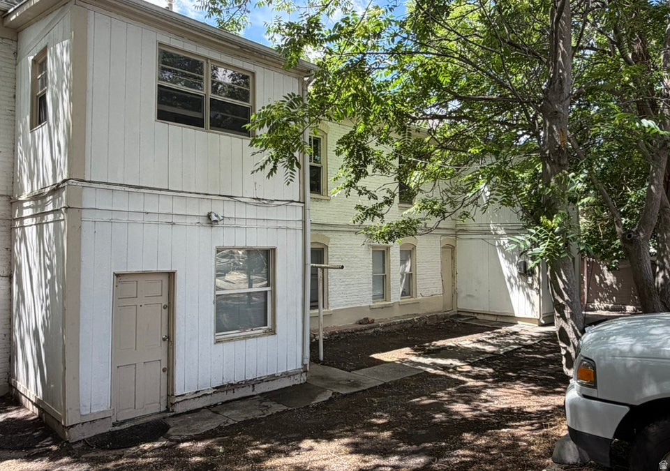 Photo of 1261 E ALAMEDA AVE S, Salt Lake City, UT 84102 (MLS # 2168712)
