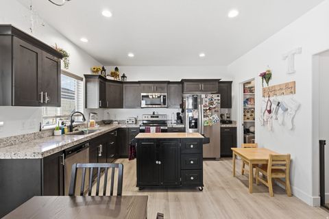 Tiny photo for 7268 N HIDDEN STEPPE BND N, Eagle Mountain, UT 84005 (MLS # 2124742)