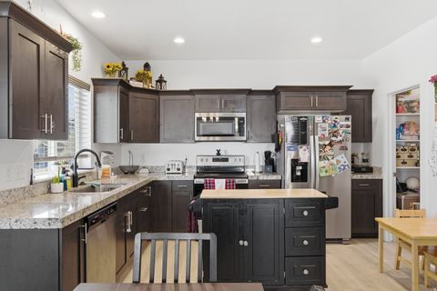 Tiny photo for 7268 N HIDDEN STEPPE BND N, Eagle Mountain, UT 84005 (MLS # 2124742)