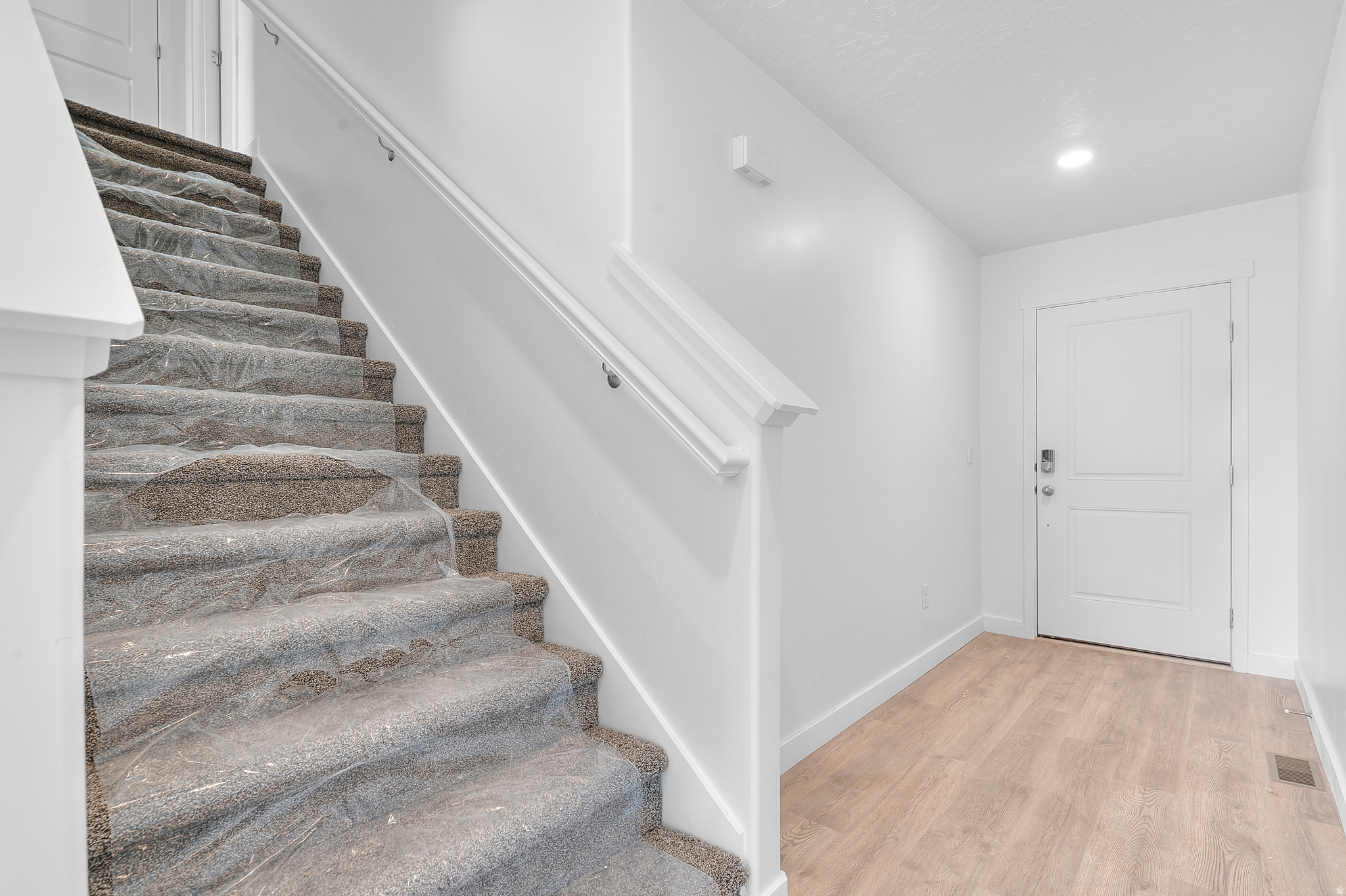 INVERNESS BY D.R. HORTON - Residential