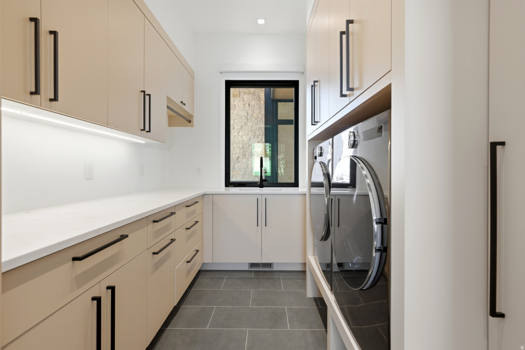 TUHAYE - Residential