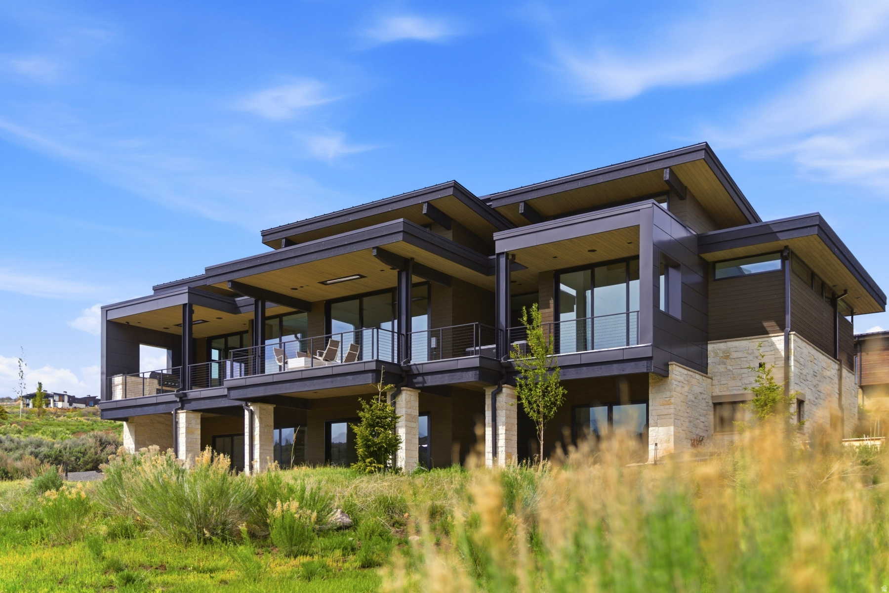 TUHAYE - Residential