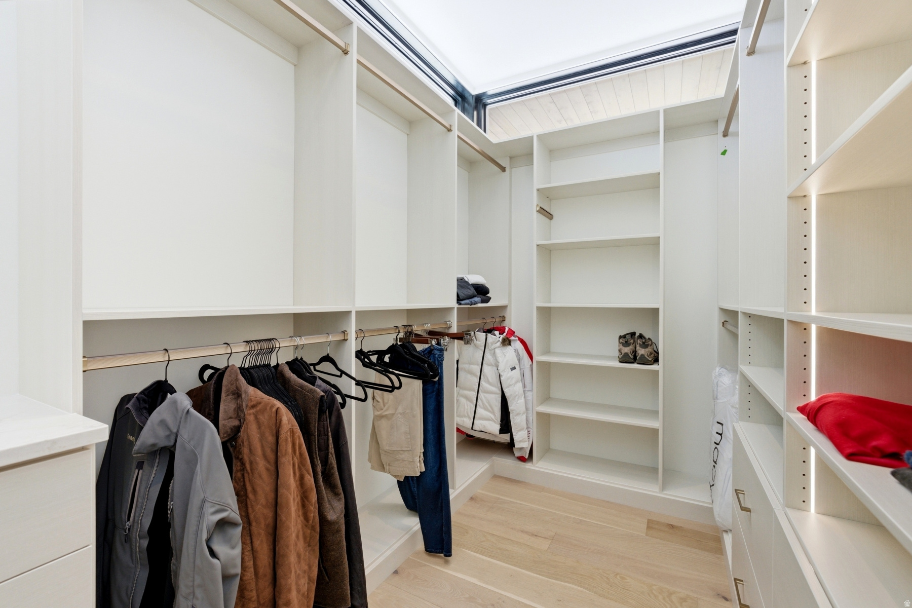 TUHAYE - Residential