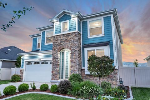Tiny photo for 1947 N 2600 W, Lehi, UT 84043 (MLS # 2149852)