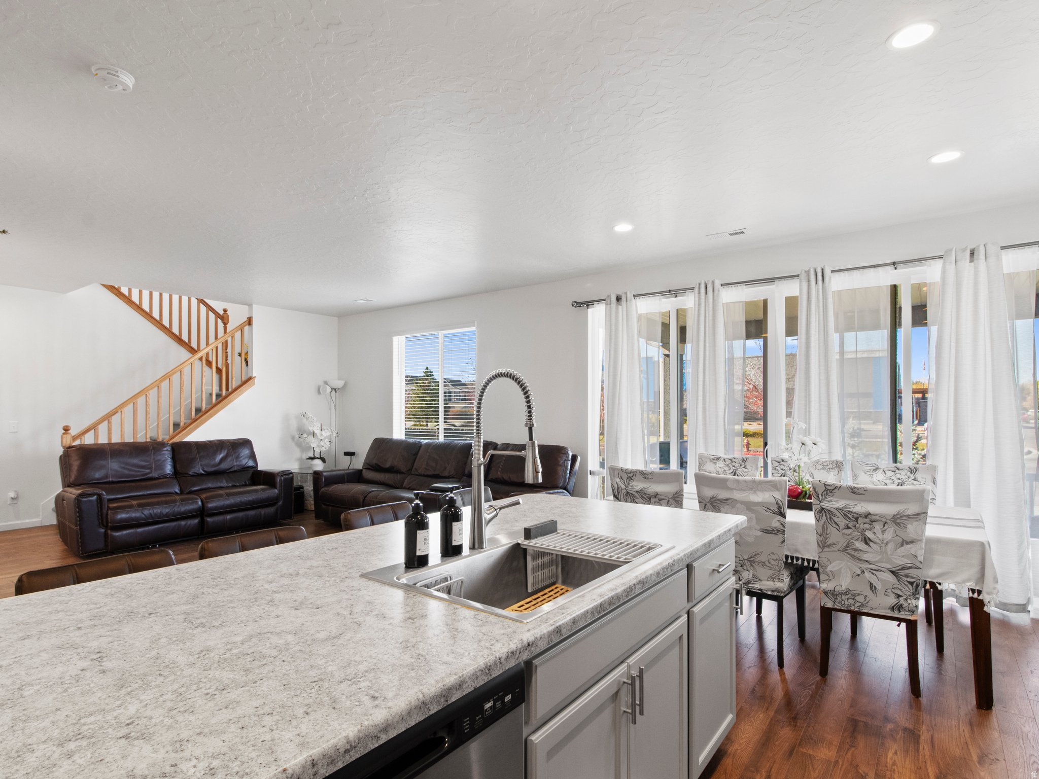 HIDDEN SPRINGS - Residential