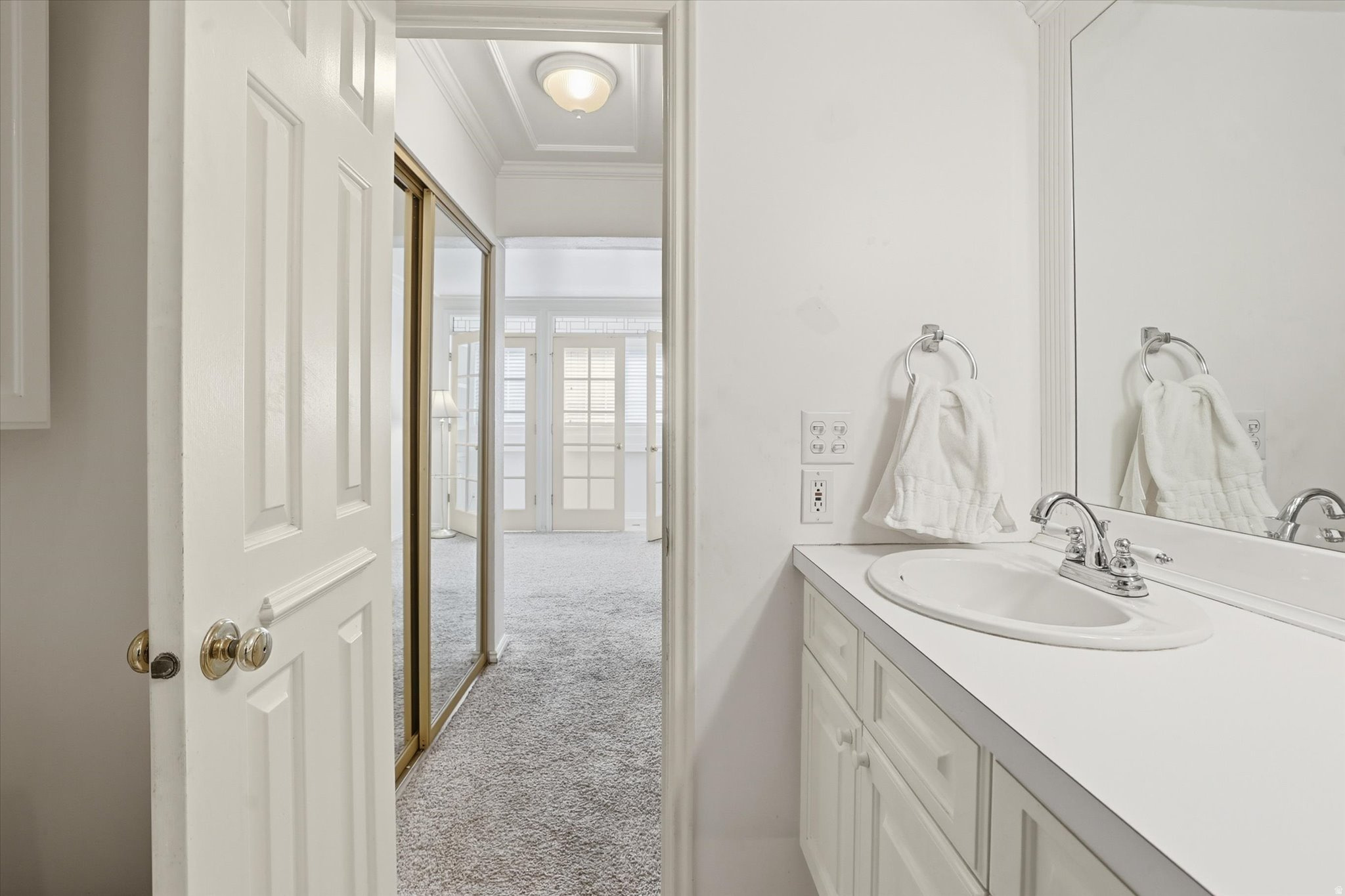 CARRIAGE CROSSING - Residential