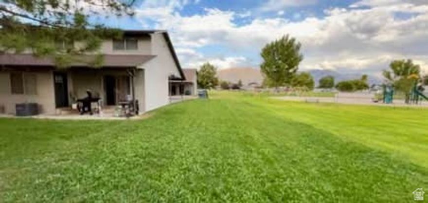 Located in Tremonton, Utah, the Meadow Park Townhomes community has had long-term occupants, many for 5 to 10 years Adjacent to a city park with playgrounds and soccer fields, Basketball courts within a few steps 16, 2 story townhomes, 2 beds/1bath with fully remodeled double carports Washer and dryer hookup on the main floor  2024-2025 nine units were gutted and remodeled with new flooring, new paint and appliances Resurfaced parking in 2025 Tenants pay gas and power in separate meters Assumable FHA loan, 3.8% interest expires 2035
