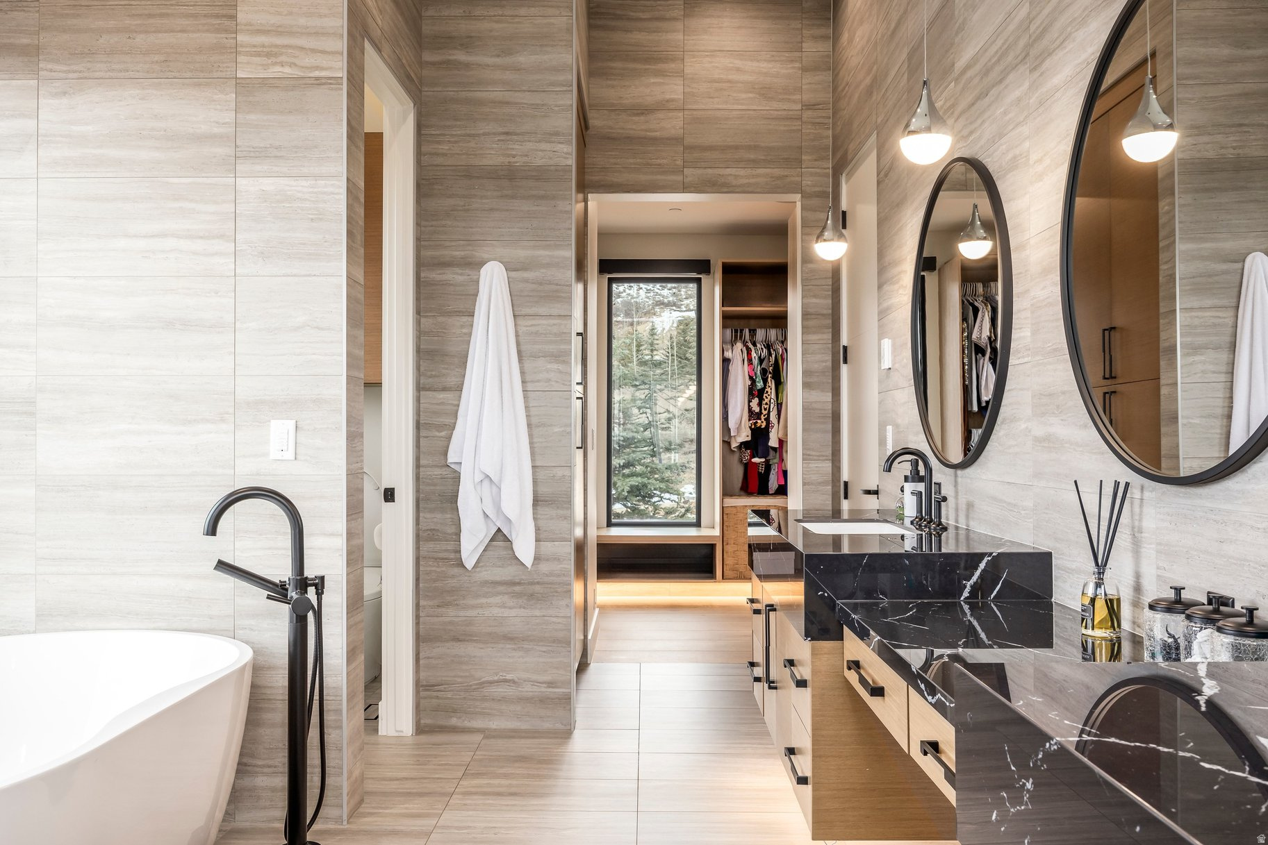 ASPEN CAMP - Residential