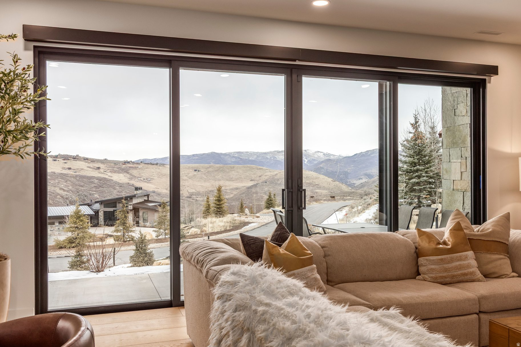 ASPEN CAMP - Residential