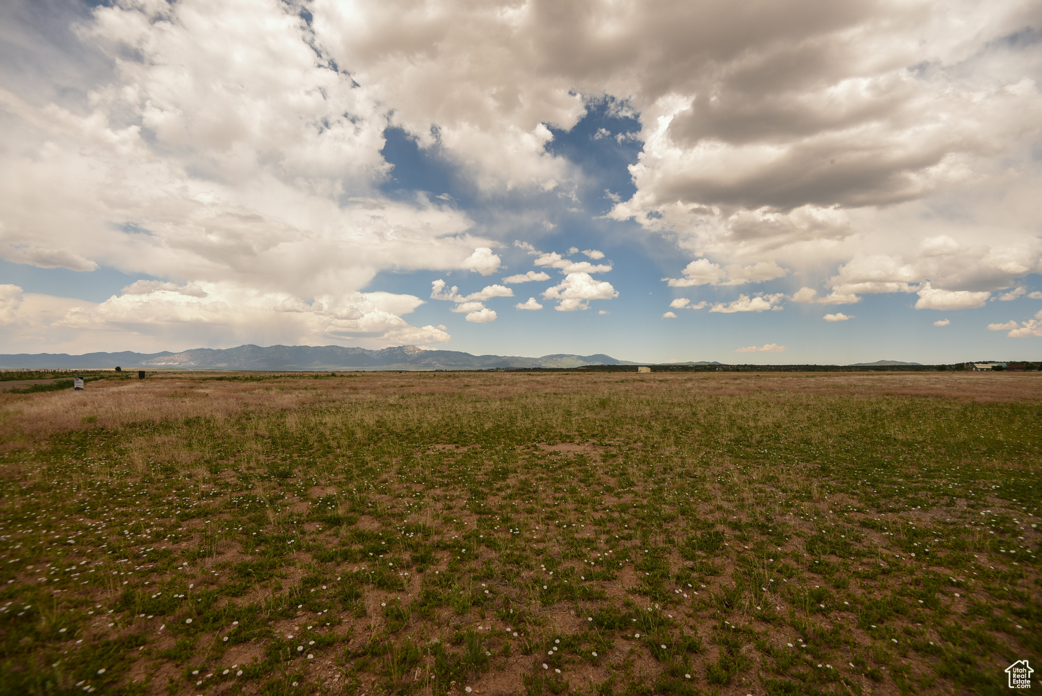 MINERAL VIEW ESTATES - Land