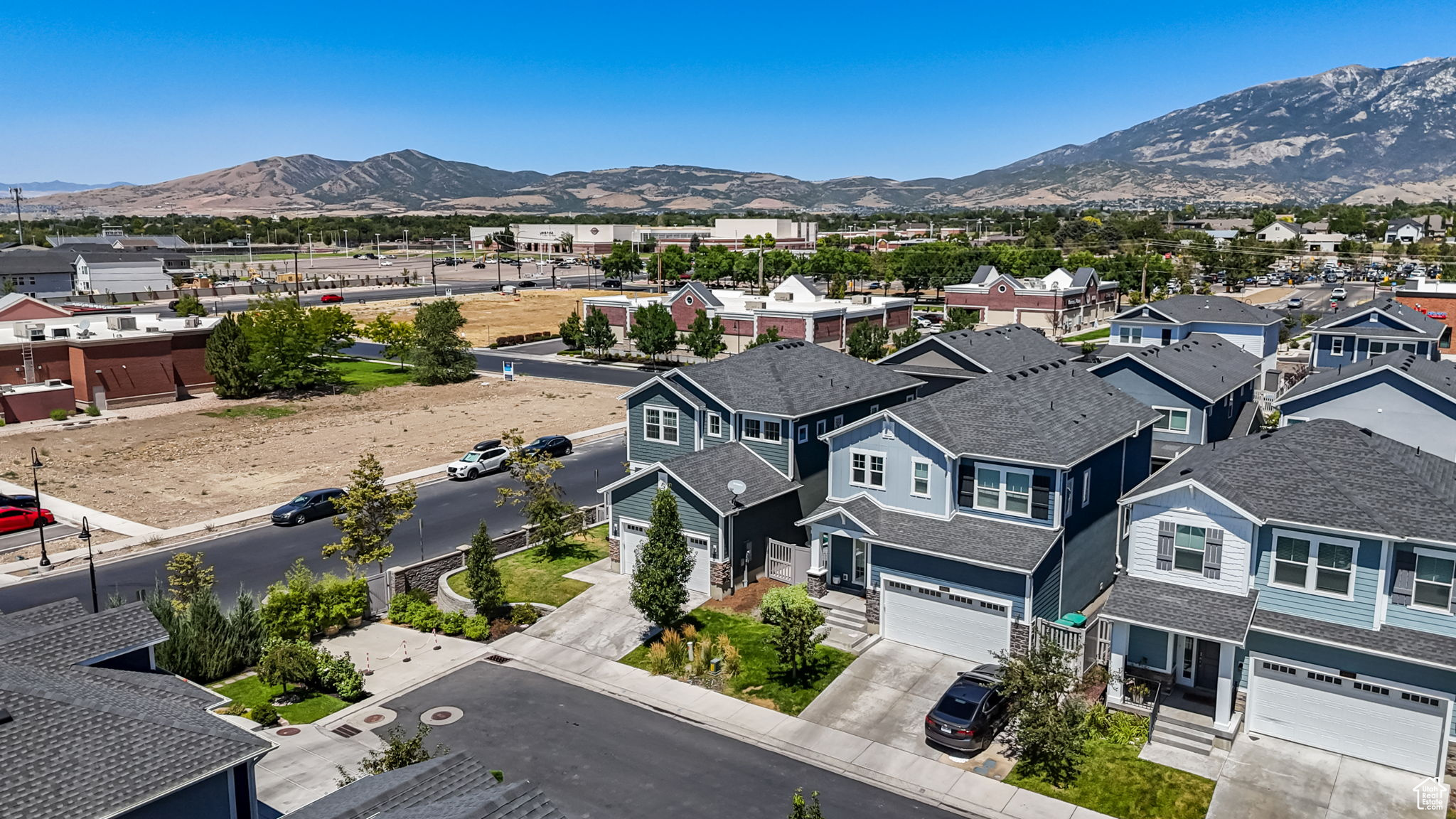 CEDAR CANYON - Residential