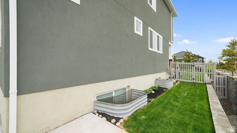 Tiny photo for 4696 W CAMELLIA LN N, Cedar Hills, UT 84062 (MLS # 2101654)