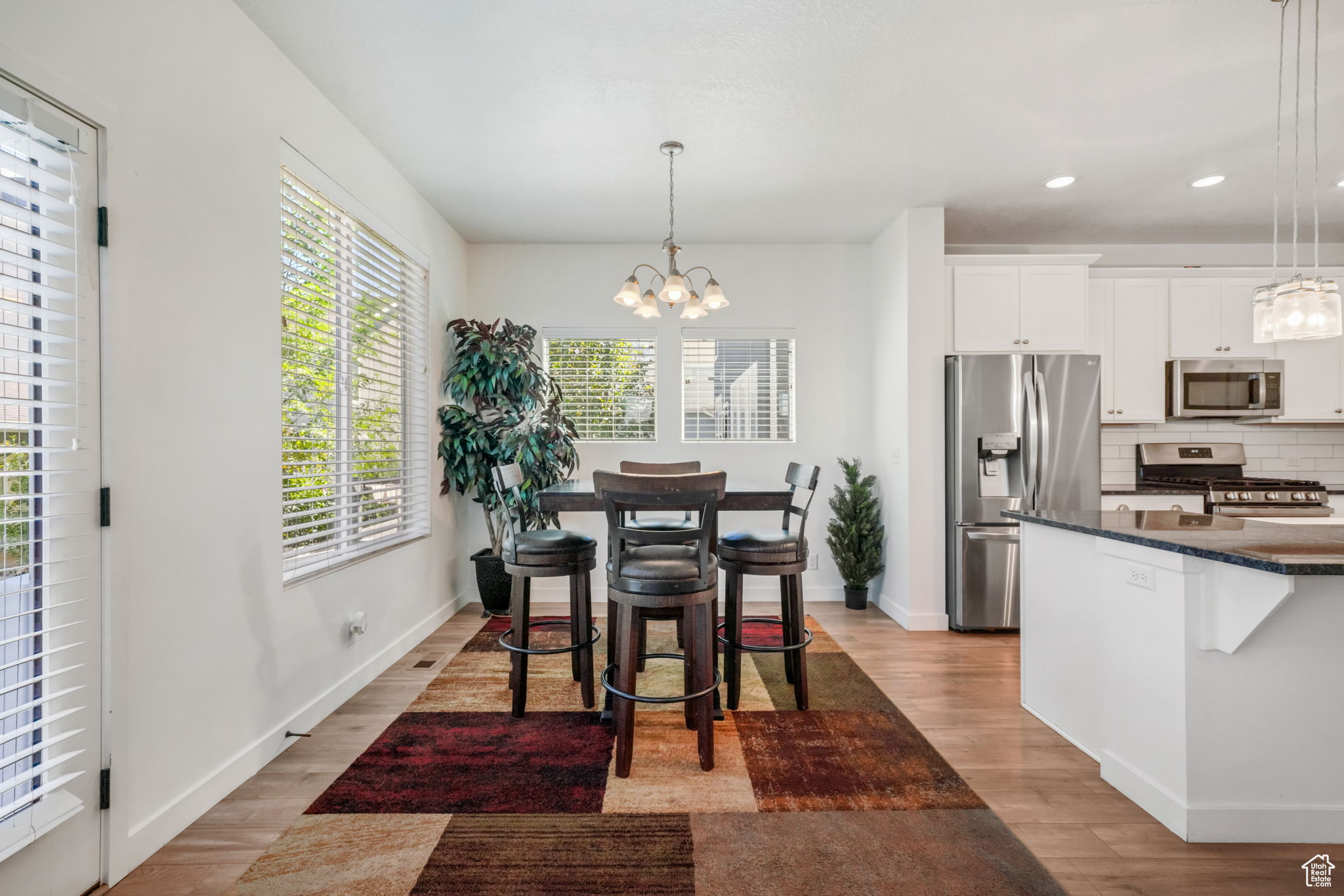 CEDAR CANYON - Residential