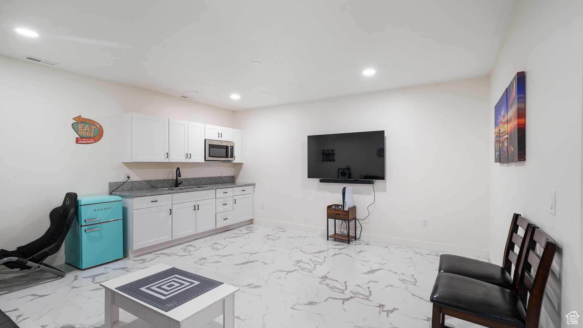 CEDAR CANYON - Residential