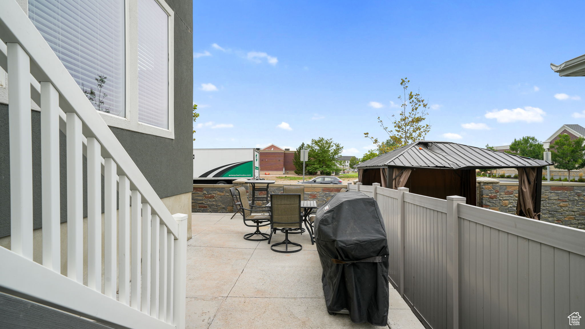 CEDAR CANYON - Residential