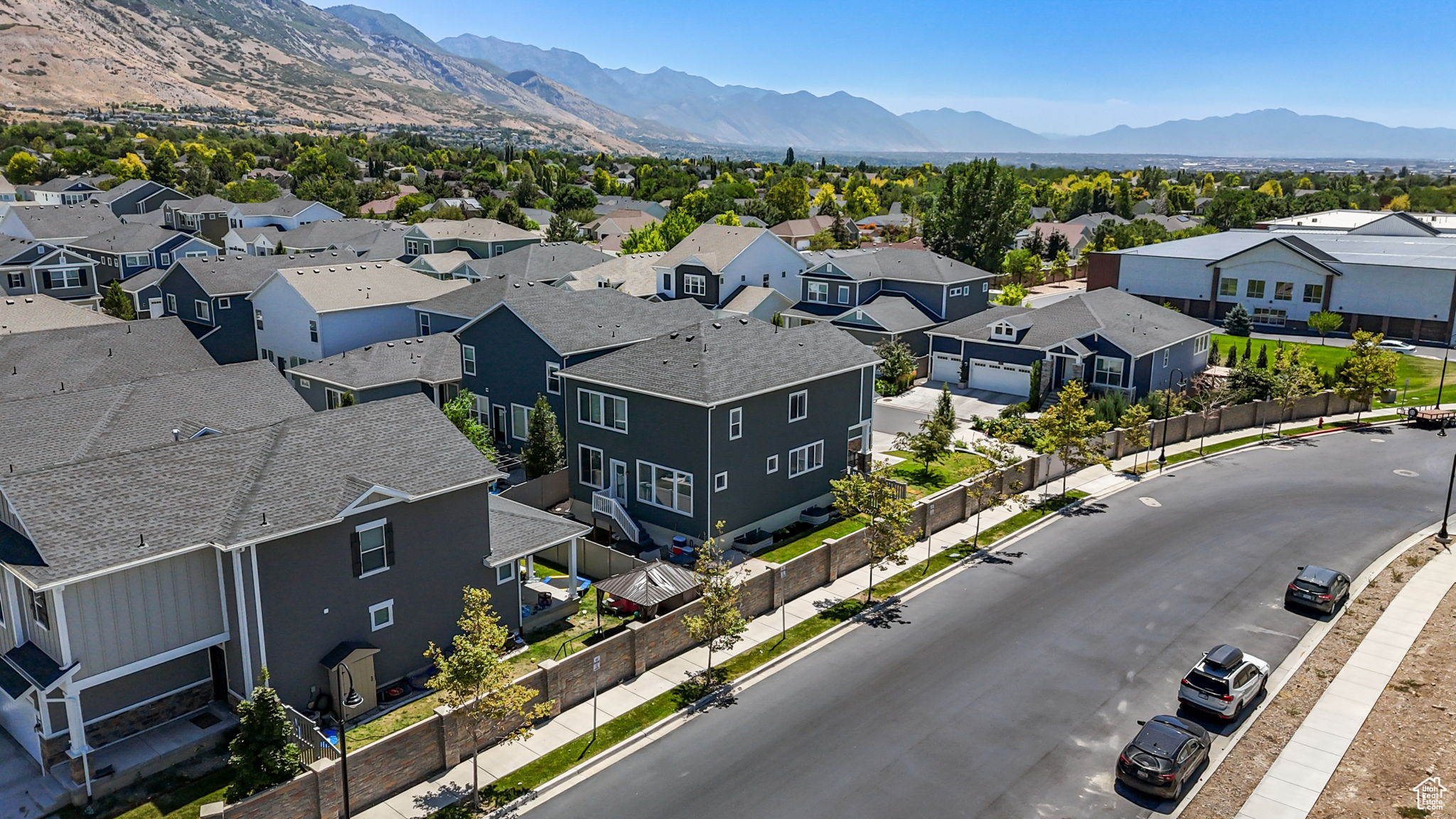 CEDAR CANYON - Residential