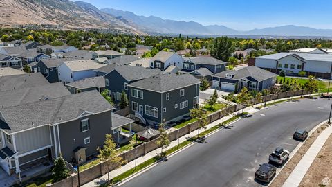 Tiny photo for 4696 W CAMELLIA LN N, Cedar Hills, UT 84062 (MLS # 2101654)