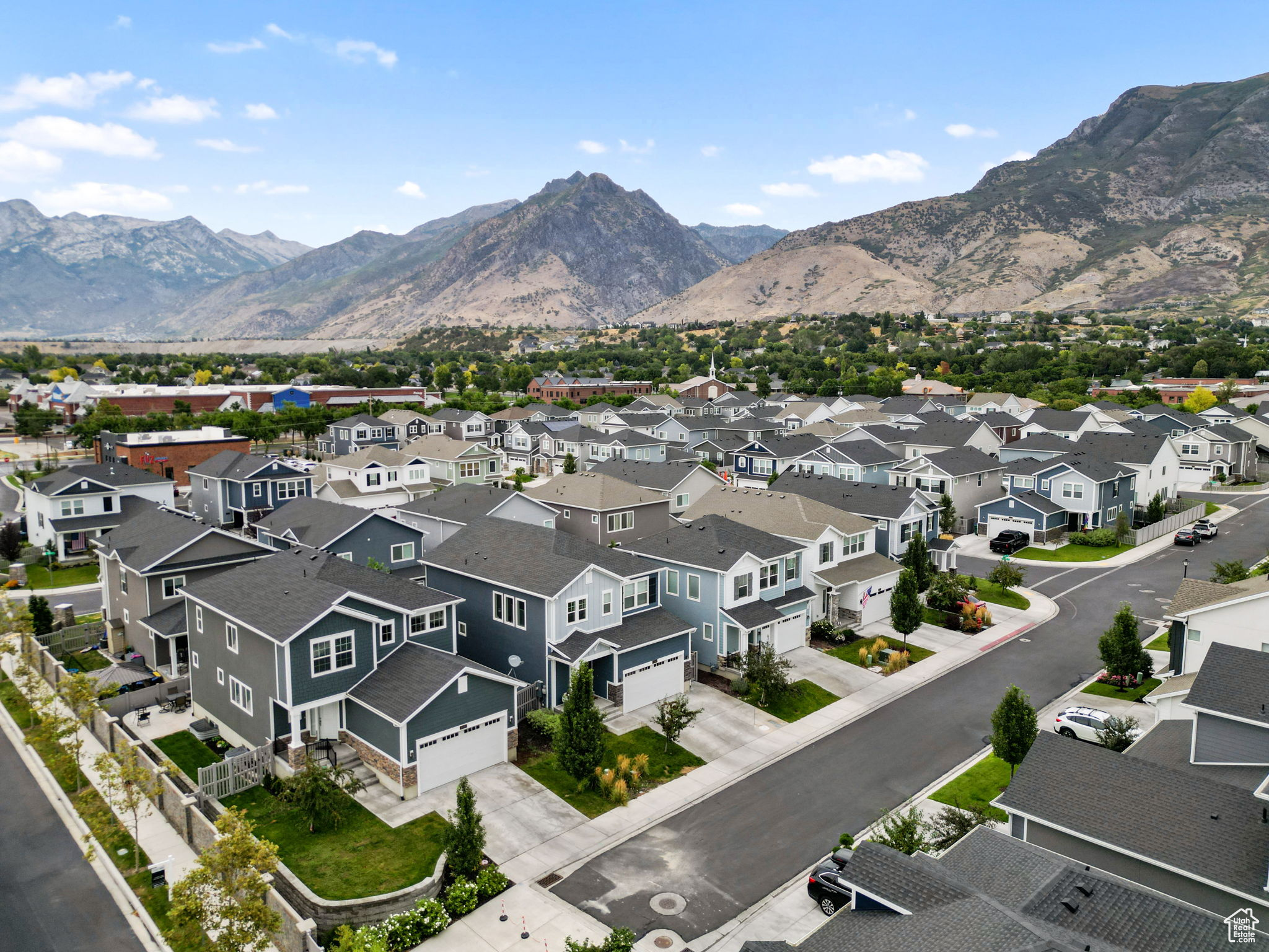 CEDAR CANYON - Residential