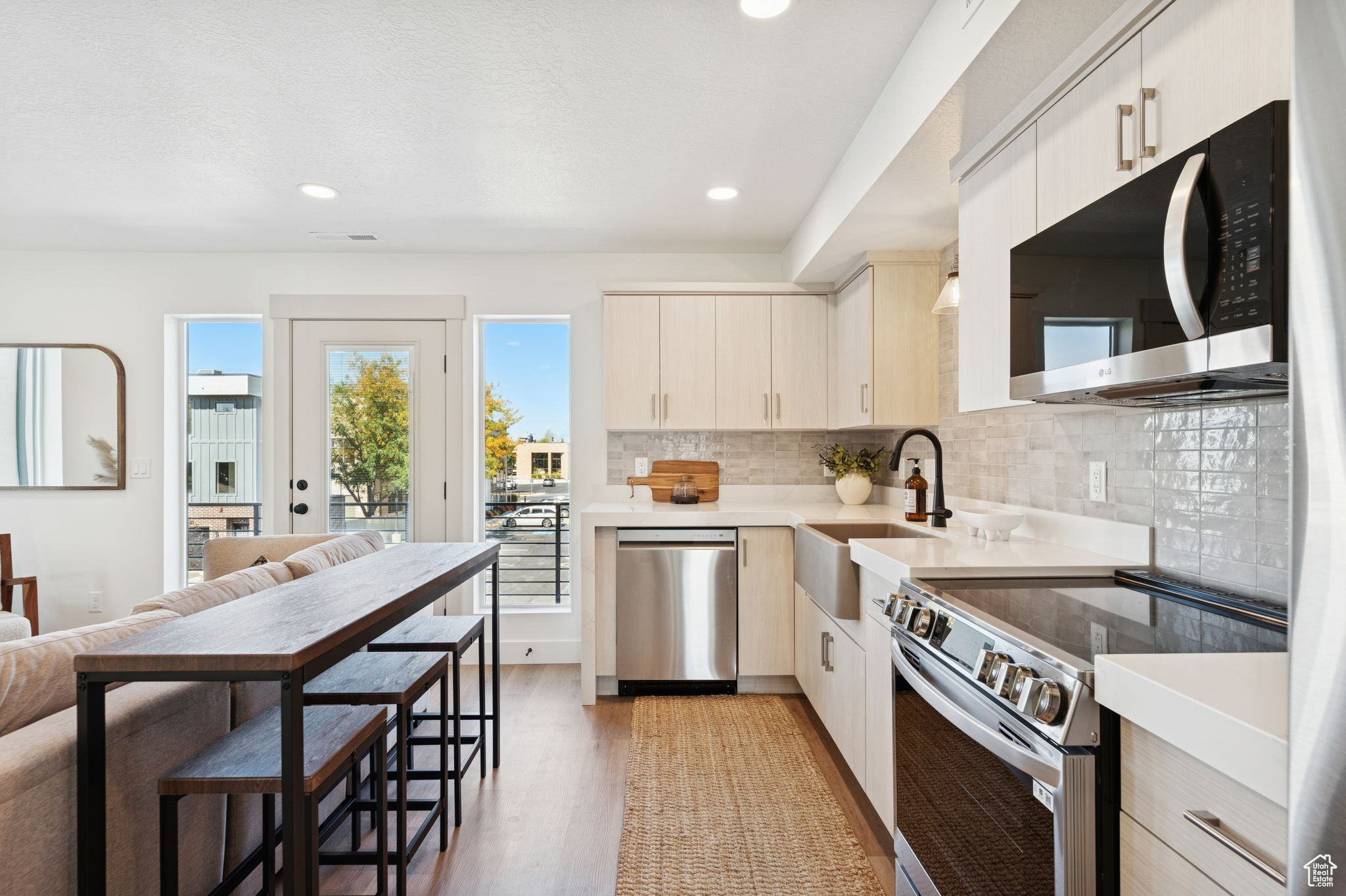THE BROOKS ON MAIN - Residential