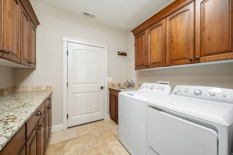 Tiny photo for 3384 W 2650 S, Hurricane, UT 84737 (MLS # 2180298)