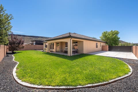 Tiny photo for 3384 W 2650 S, Hurricane, UT 84737 (MLS # 2180298)