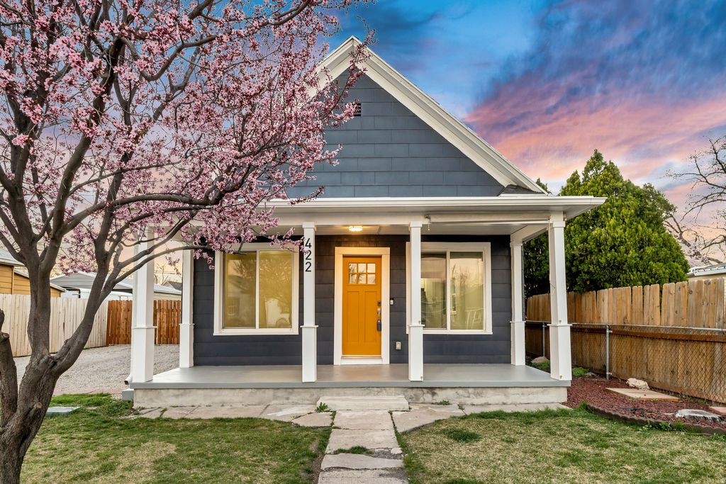 Photo of 422 S POST ST, Salt Lake City, UT 84104 (MLS # 2144475)