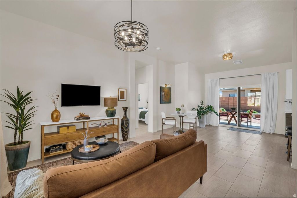 Photo of 4649 W 3080 St S, Hurricane, UT 84737 (MLS # 2152939)
