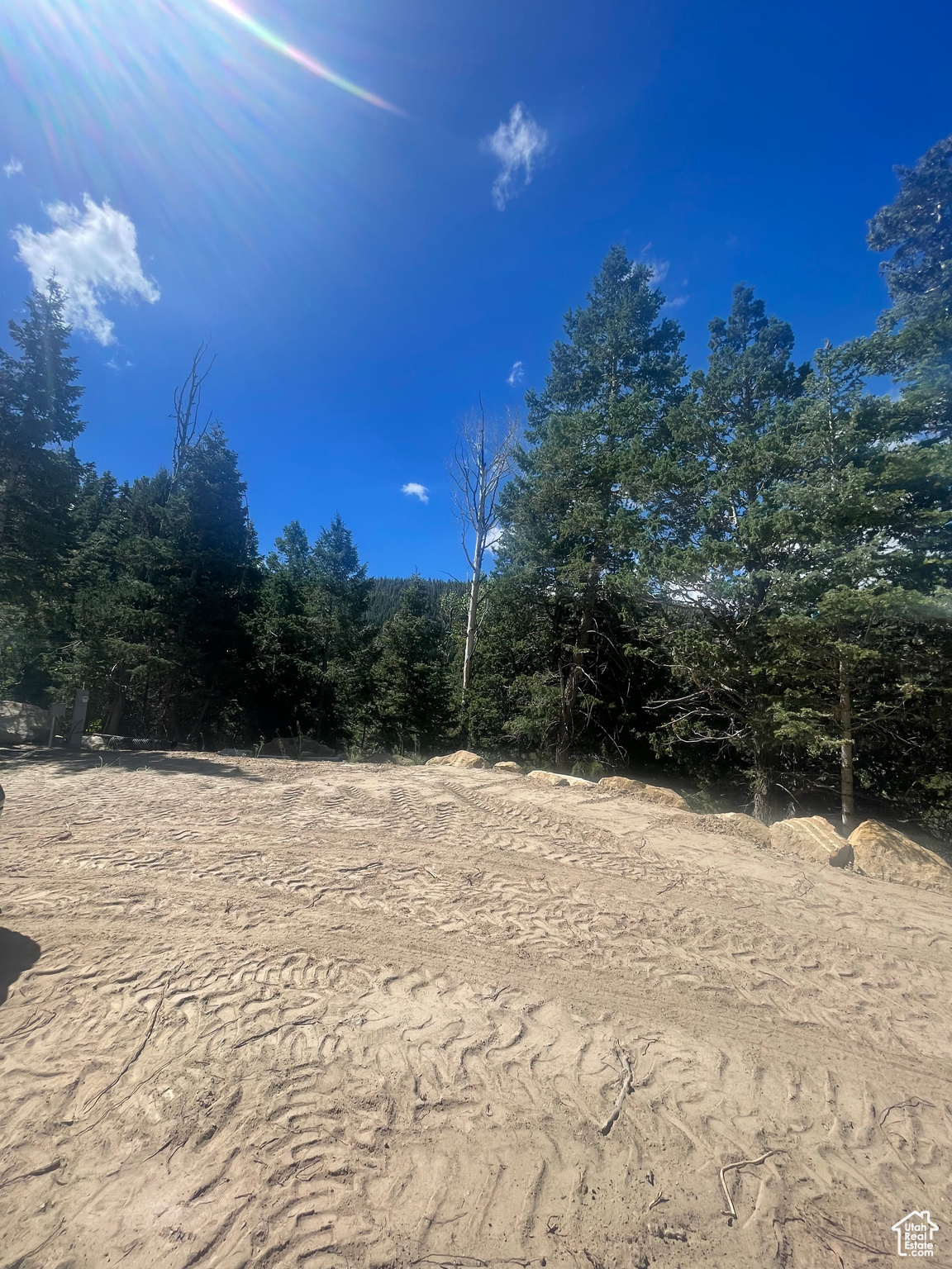 ASPEN MEADOW ESTATES - Land