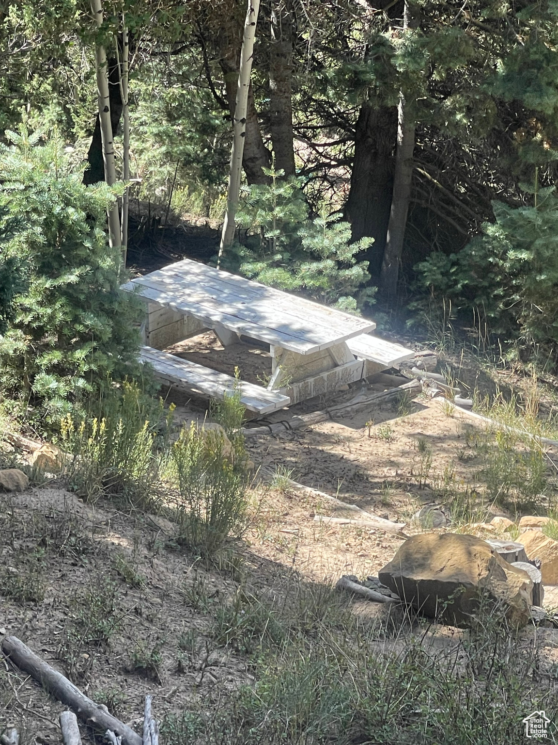 ASPEN MEADOW ESTATES - Land