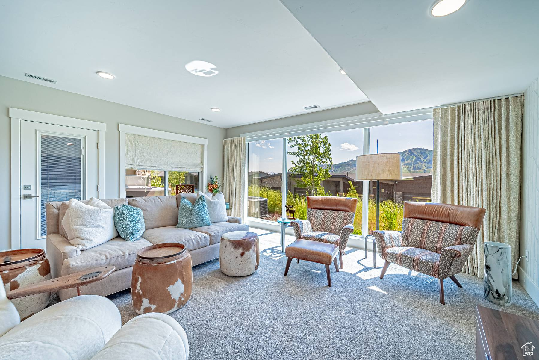 SHORELINE - Residential