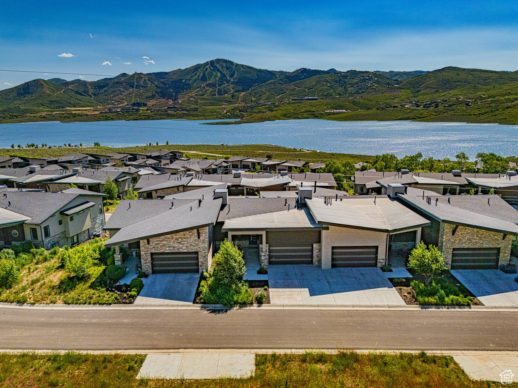 SHORELINE - Residential