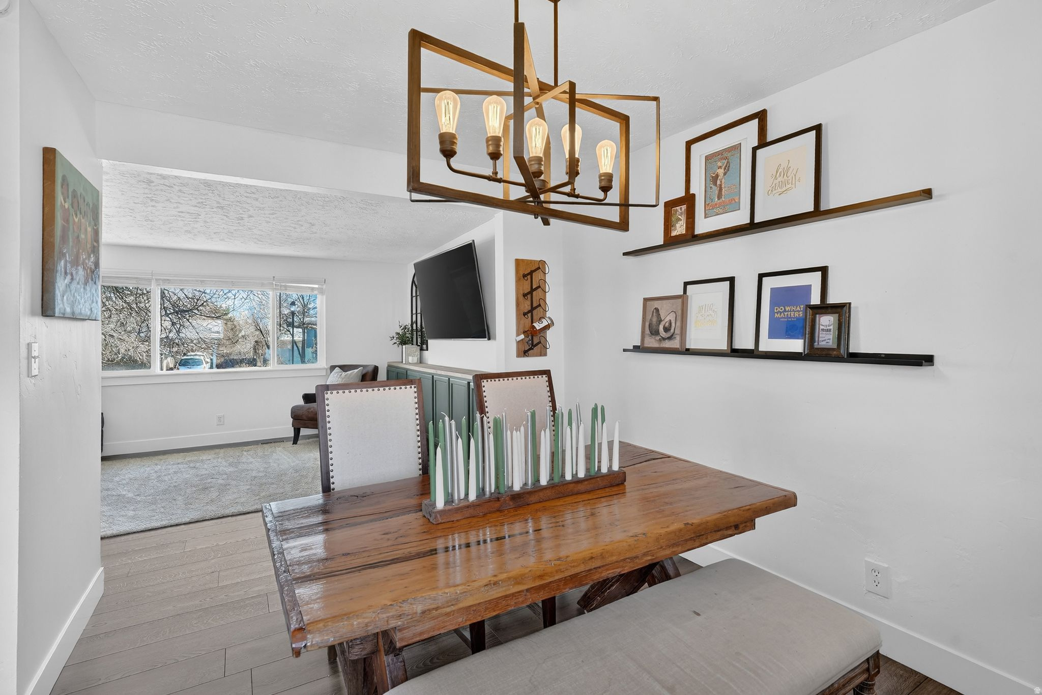 HAZELHURST #4 - Residential