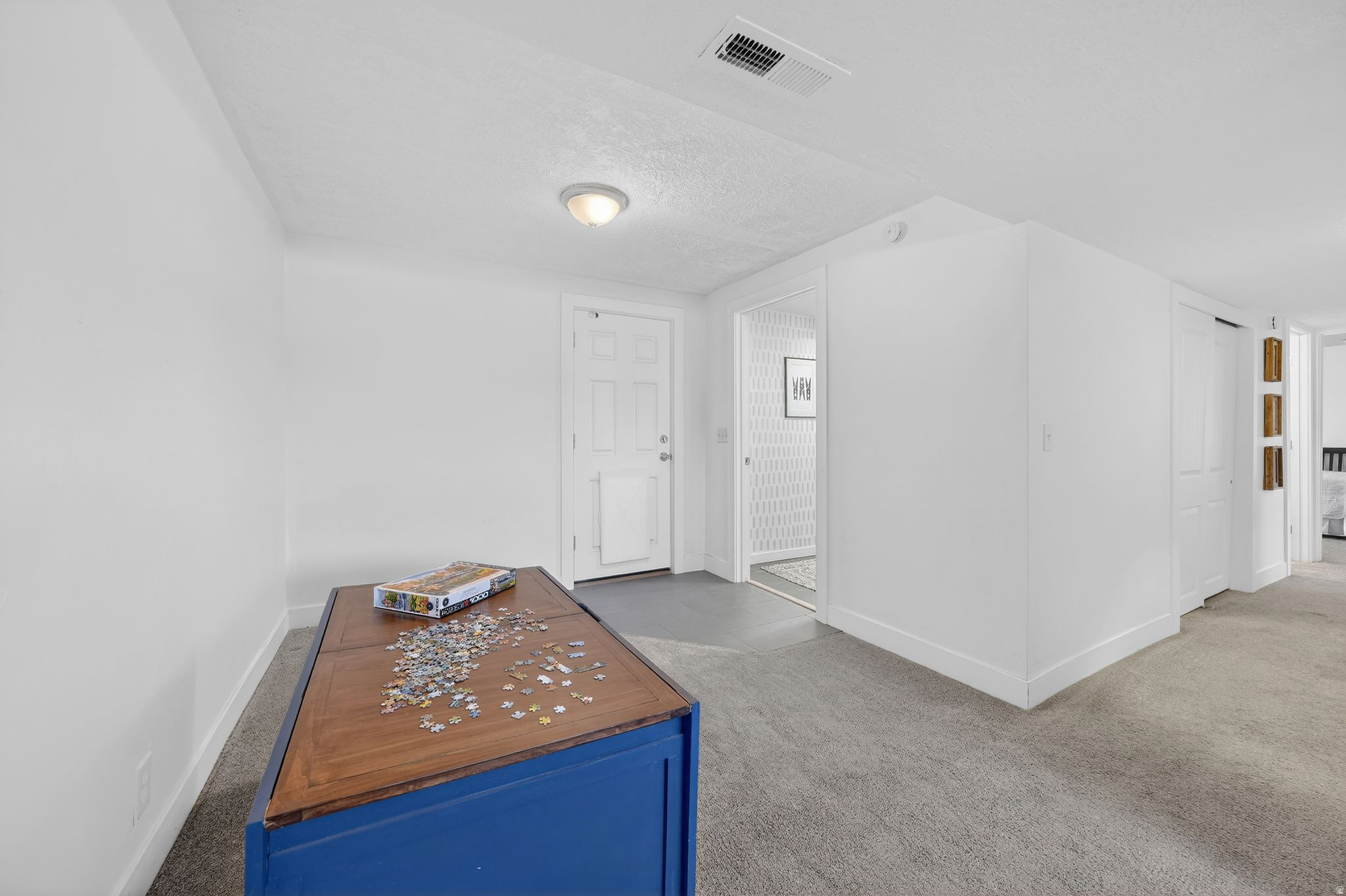 HAZELHURST #4 - Residential