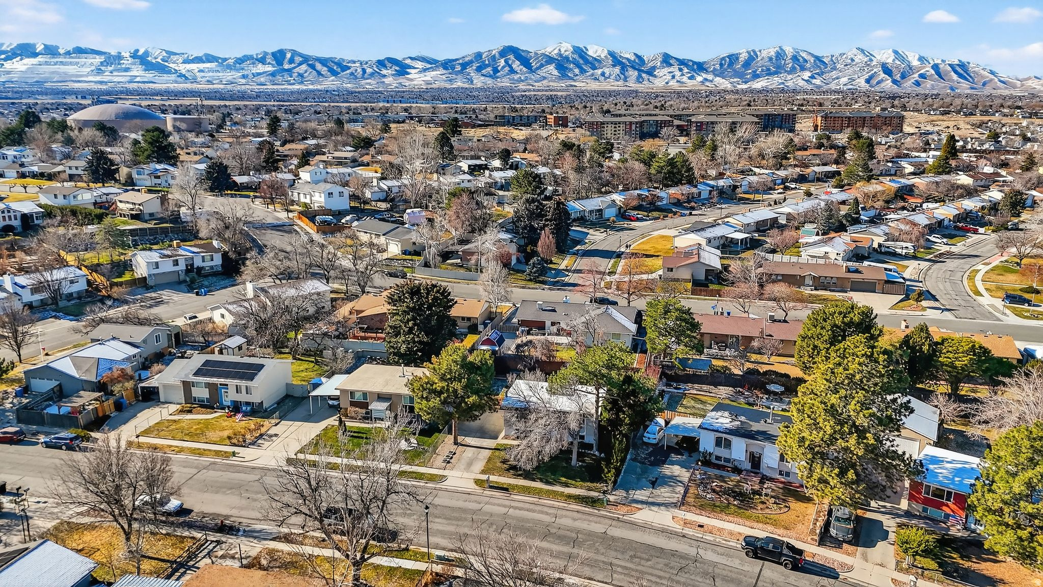 HAZELHURST #4 - Residential