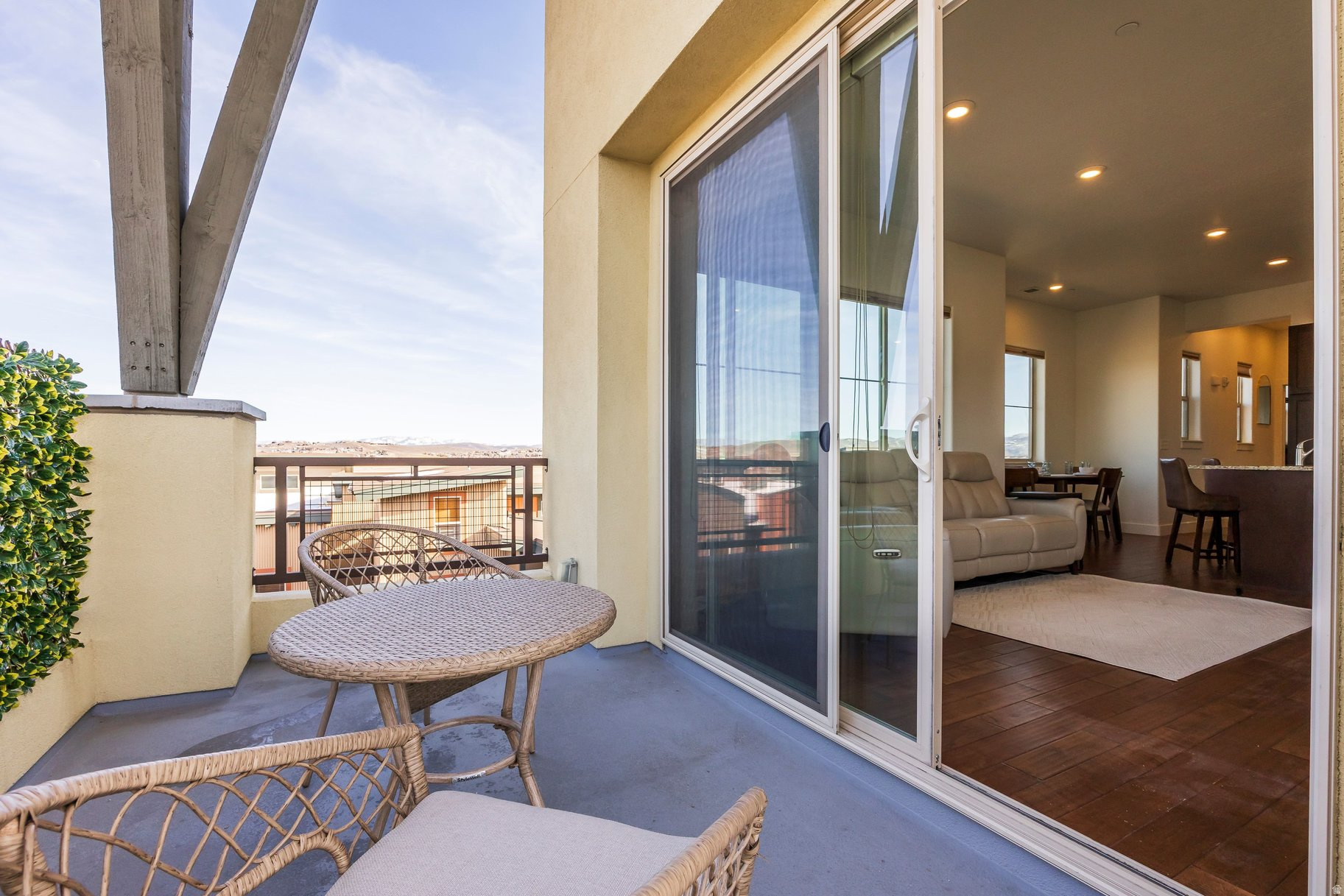 NEWPARK TERRACE AMENDED CONDOMINIUM - Residential