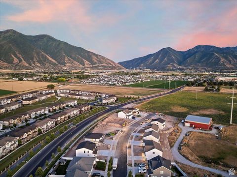 Tiny photo for 662 N PLAINSMAN DR #101, Spanish Fork, UT 84660 (MLS # 2114691)