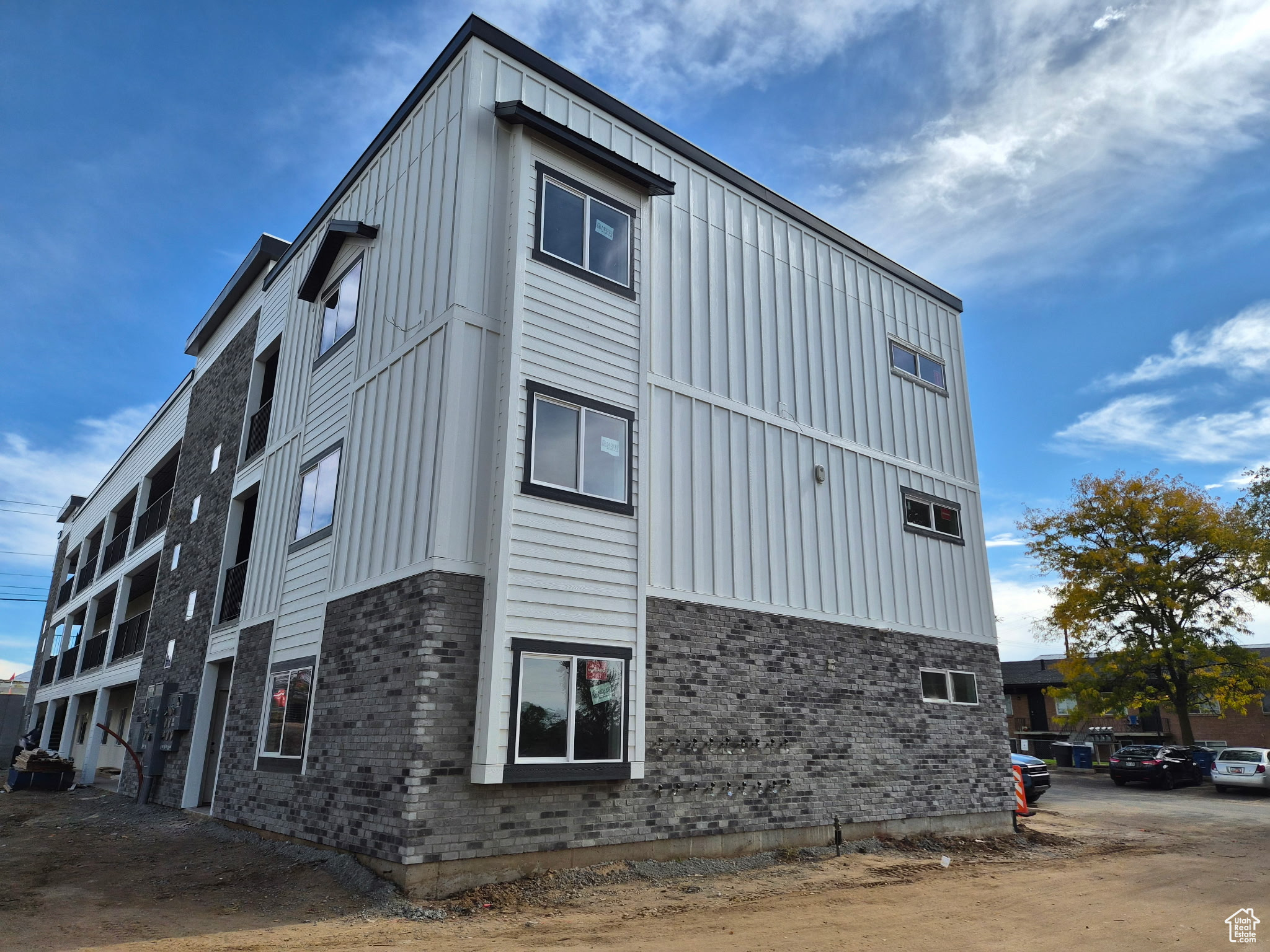 ASPEN APTS - Residential Income