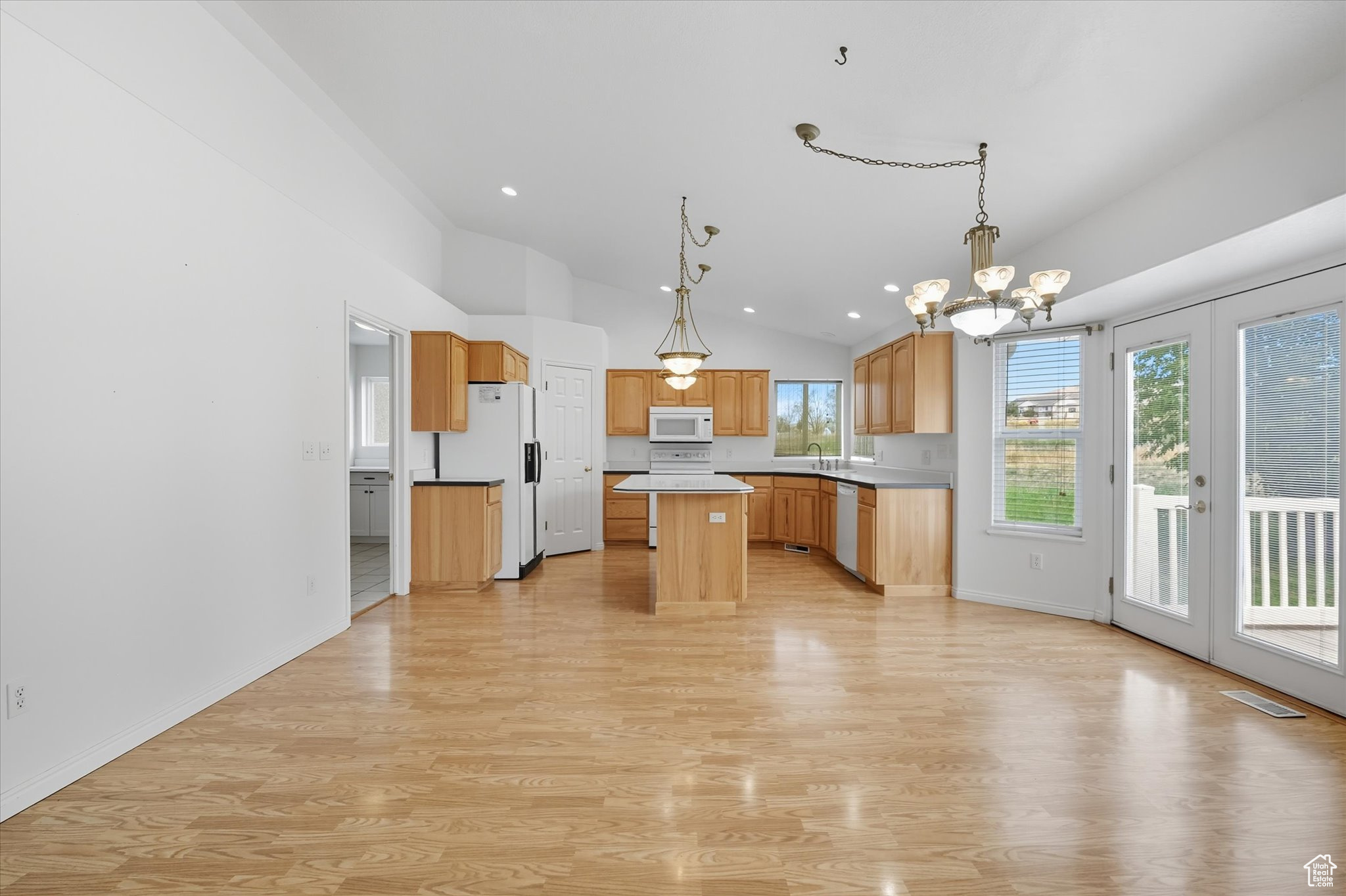 SUNSET HILLS SUB - Residential
