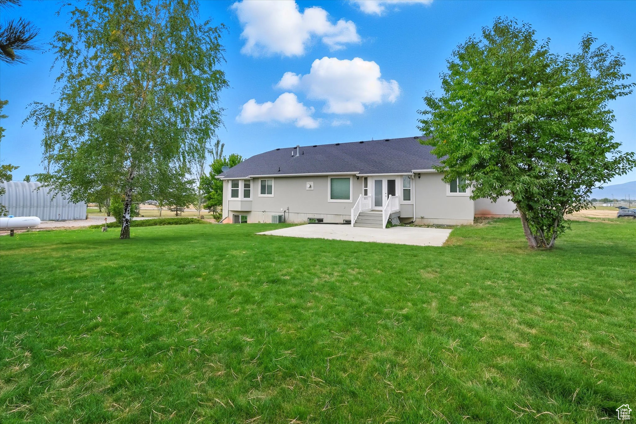 SUNSET HILLS SUB - Residential