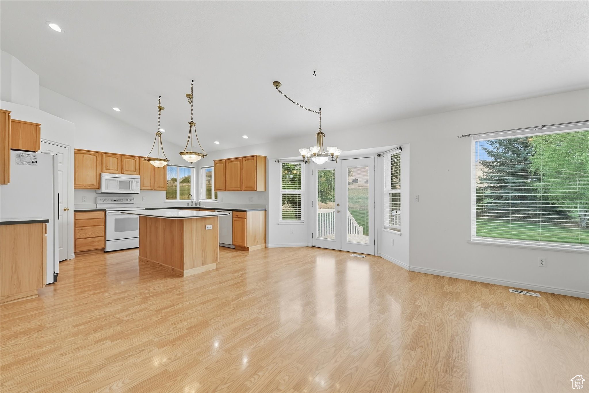 SUNSET HILLS SUB - Residential