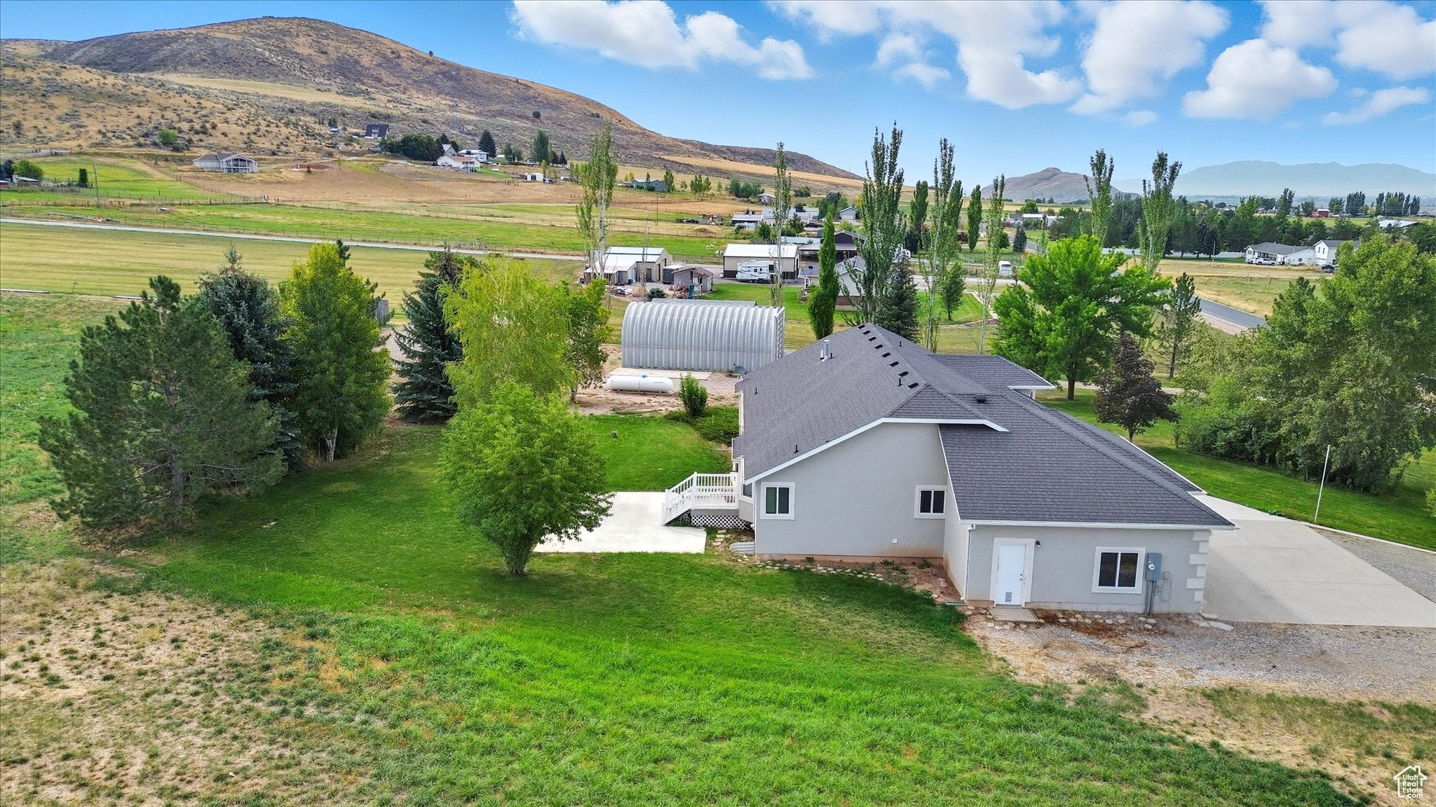 SUNSET HILLS SUB - Residential