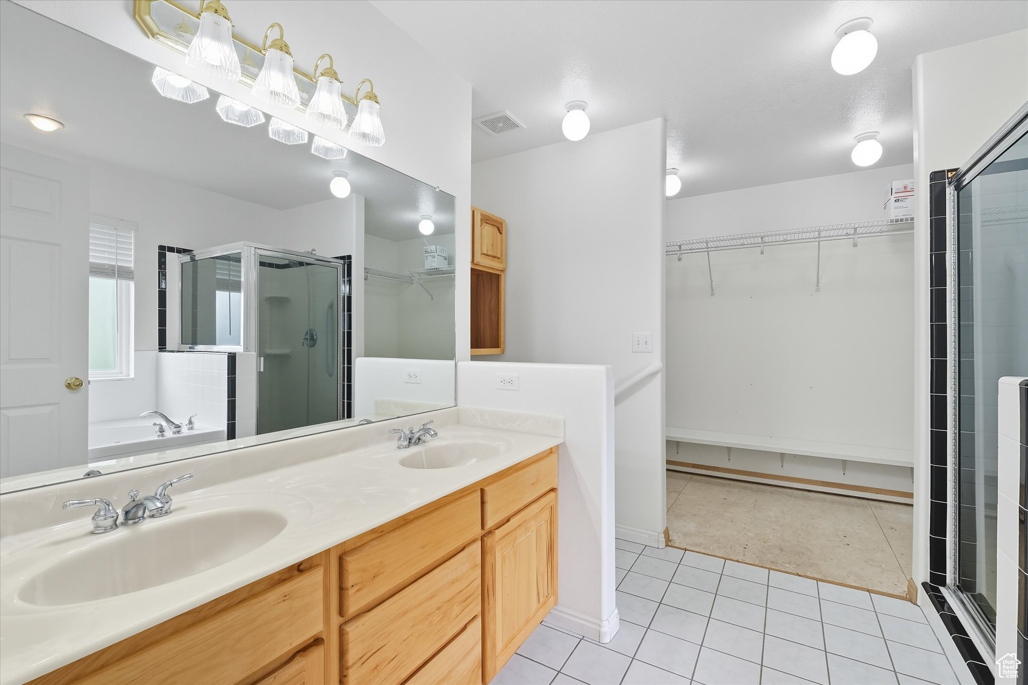 SUNSET HILLS SUB - Residential